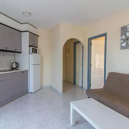 1 Bedroom Gorgeous In 또레비에하